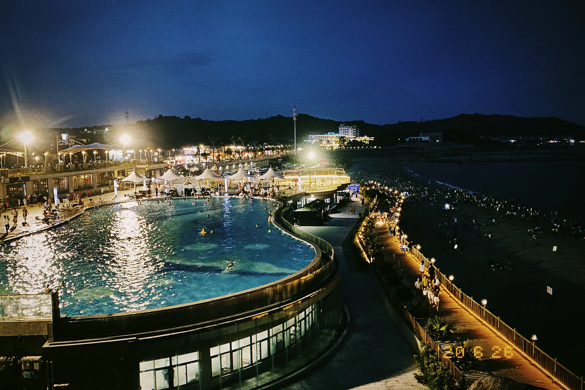 海濱夜色